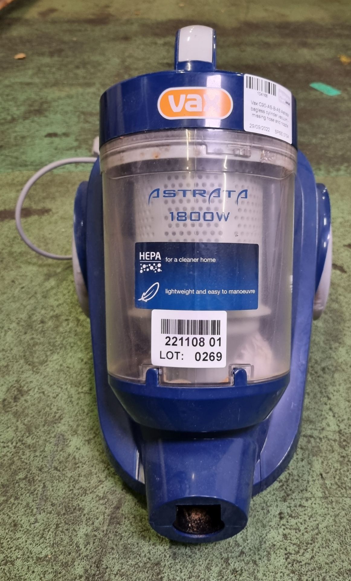 Vax C90-AS-B-AS Astrata bagless cylinder vacuum - missing hose and nozzle - AS SPARES OR REPAIRS - Image 2 of 4