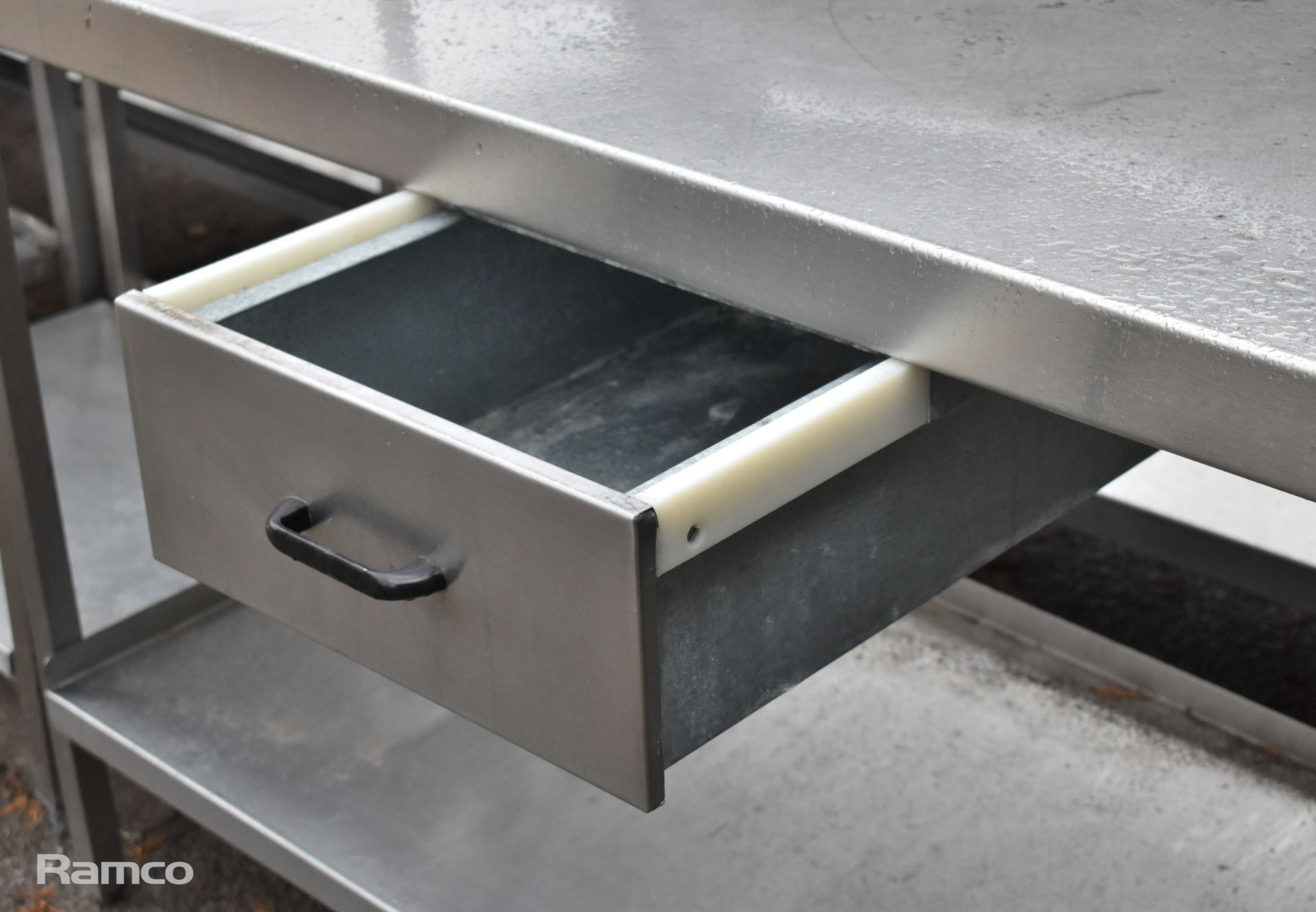 Stainless steel preparation table with single drawer - 150x70x92cm - Image 2 of 3