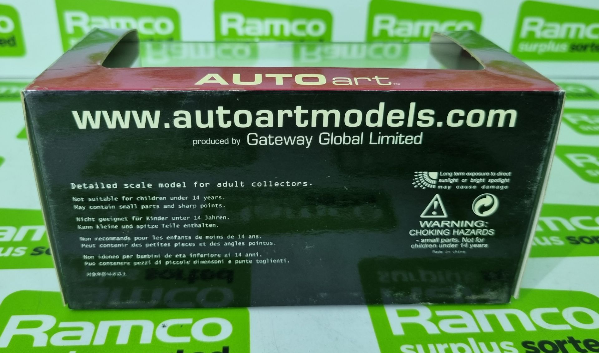 Autoart Mercedes-Benz CLK DTM 2000 – Pedro Lamy #14 model car 1:43 – 60035 - Image 3 of 3