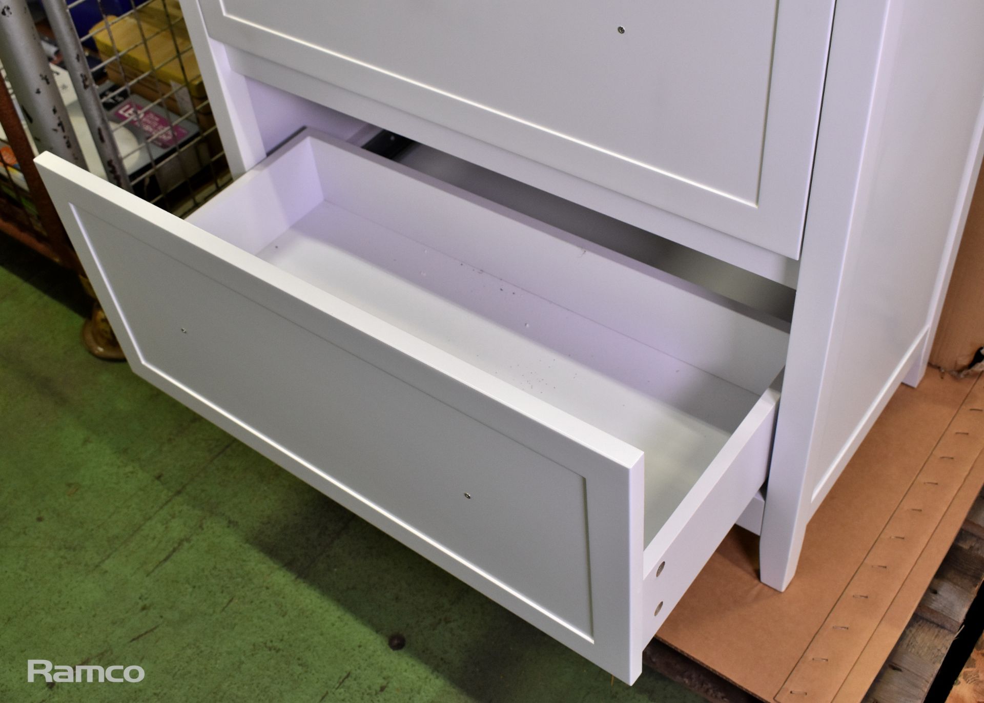 The Bath Co, SKU : CAM800WH Camberley 800 white floor drawer unit - L79xW39xH57cm - Image 5 of 6