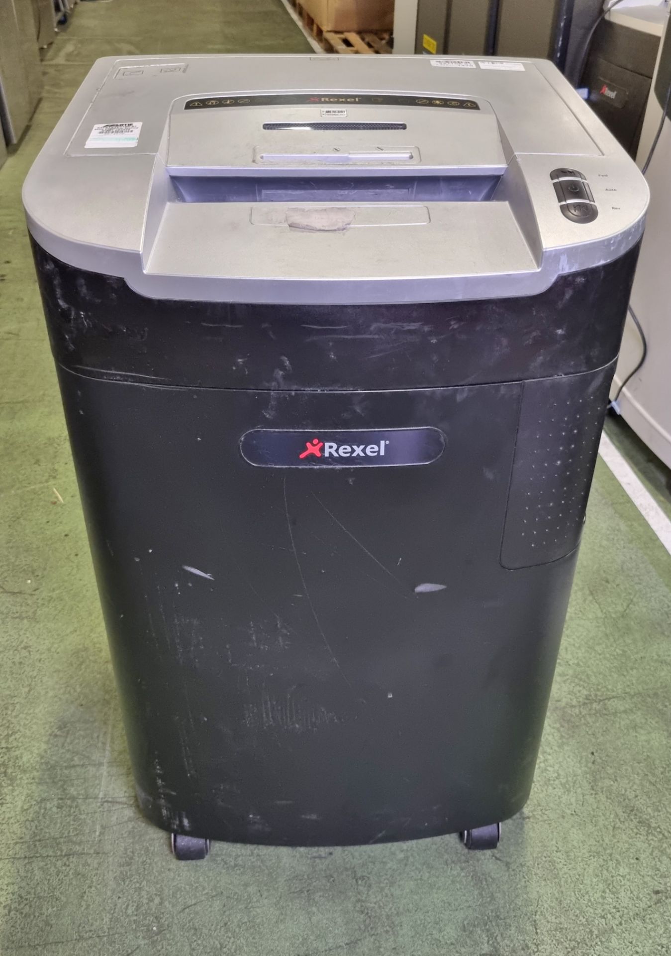 Rexel RLX20 office cross cut paper shredder