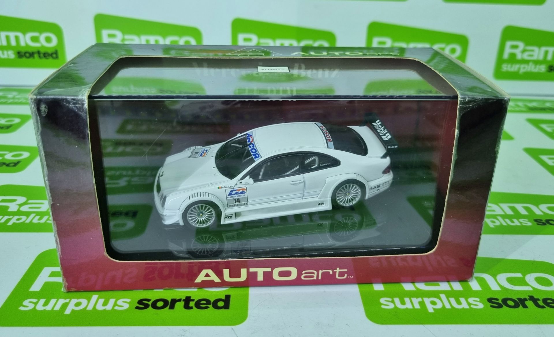 Autoart Mercedes-Benz CLK DTM 2000 – Pedro Lamy #14 model car 1:43 – 60035