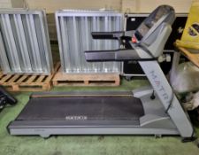 Matrix T1X-04 - TM522 Ultimate Deck Treadmill - 220x90x135cm - max. user weight 159kg