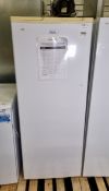 Fridgemaster MTL55249 freestanding tall fridge