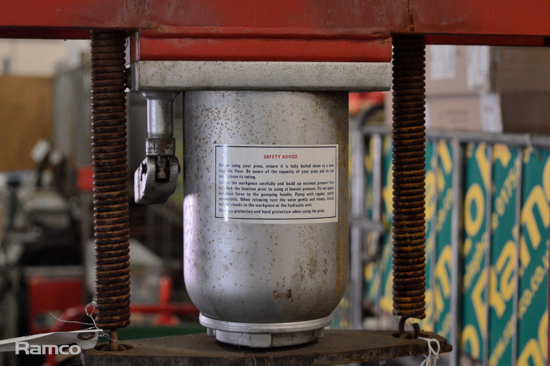 30T hydraulic press - Image 5 of 5