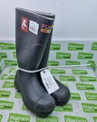 Firefighter 4000 Rubber Wellington Boots Pair - Size: EU 37, UK 4 - 25x30x40cm