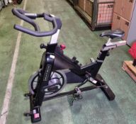 Matrix E series spin bike - 110x55x110cm - max. user weight:130kg