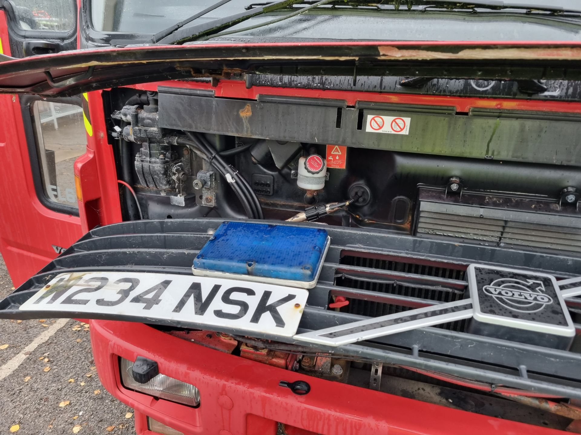 W234 NSK - 2000 Volvo FL6-14 Fire Engine, Diesel, 5480cc, 82770Km, Red - Image 6 of 31