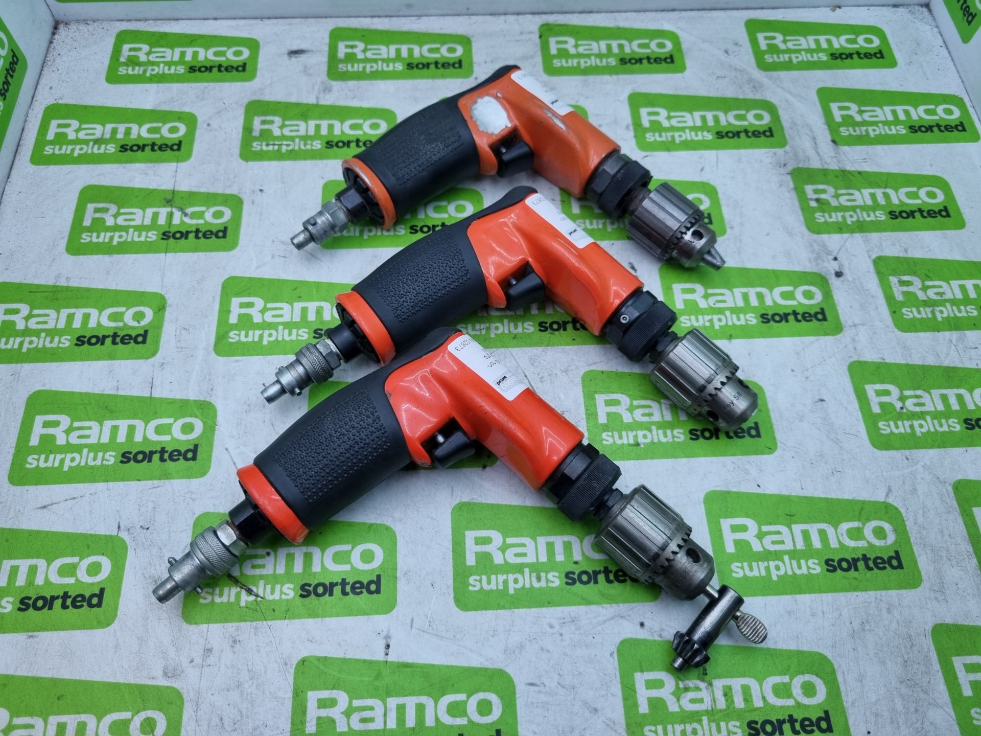 3x Dotco 14CFS93-43 non-reversible pistol grip pneumatic drills