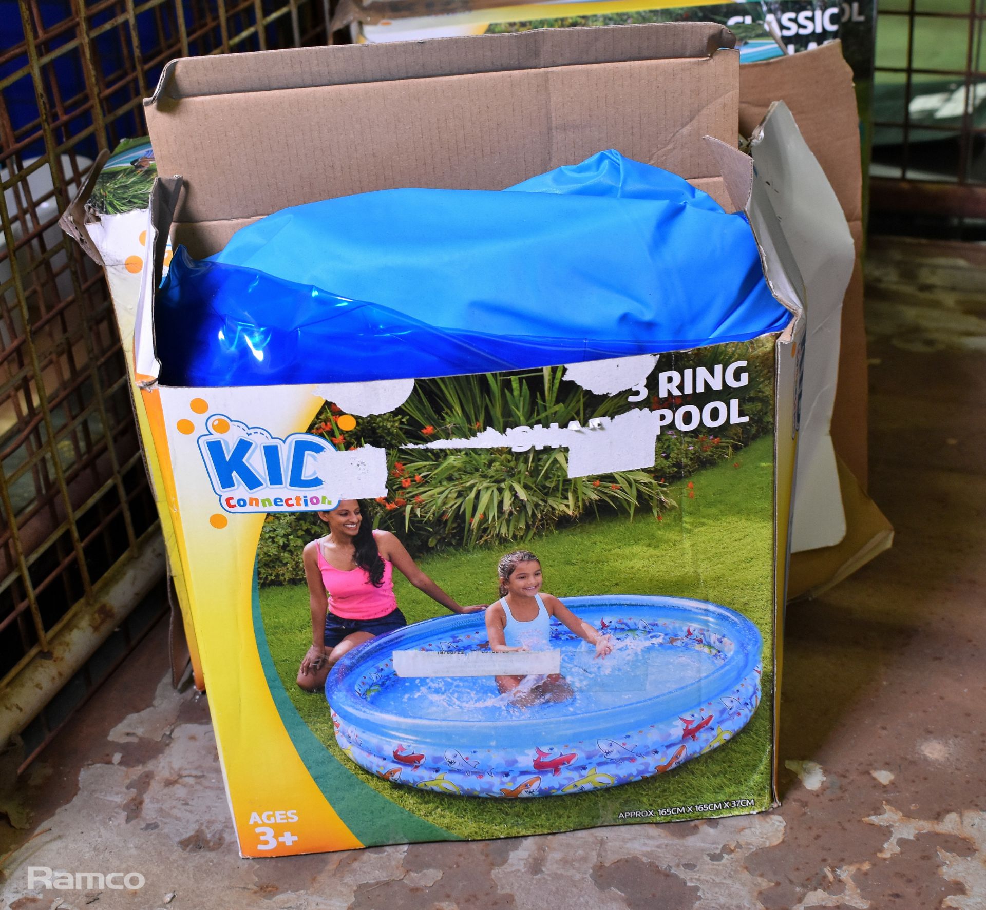 5x Kid connection inflatable children pools, x4 - rectangular/ x1 - round - Image 2 of 3