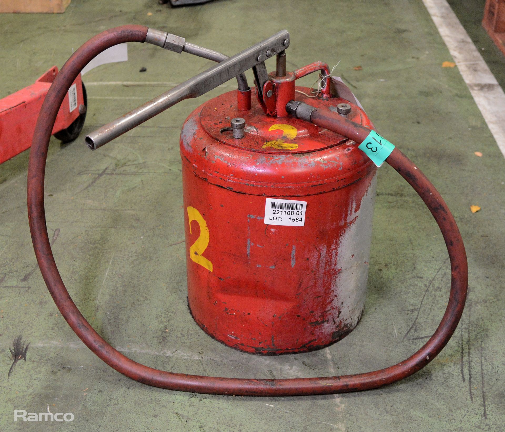 Oil pump bucket 40x40x40cm