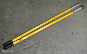 2x Plastic handles - length: 120cm