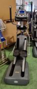 Matrix E1x Elliptical Trainer - 200x75x170cm - max. user weight:182kg