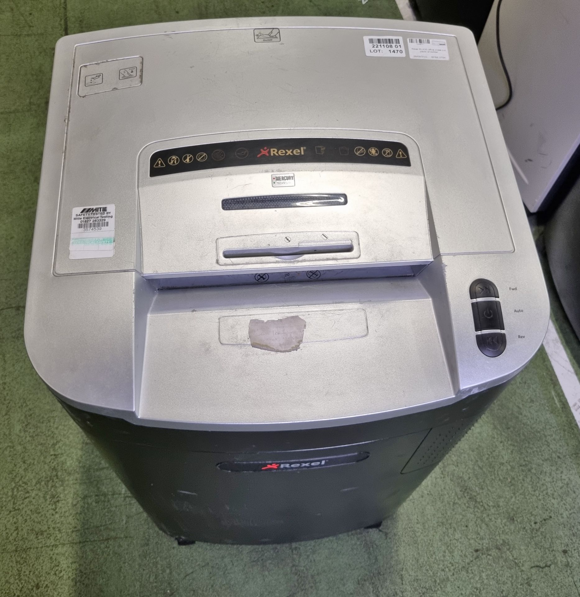 Rexel RLX20 office cross cut paper shredder - Image 2 of 4