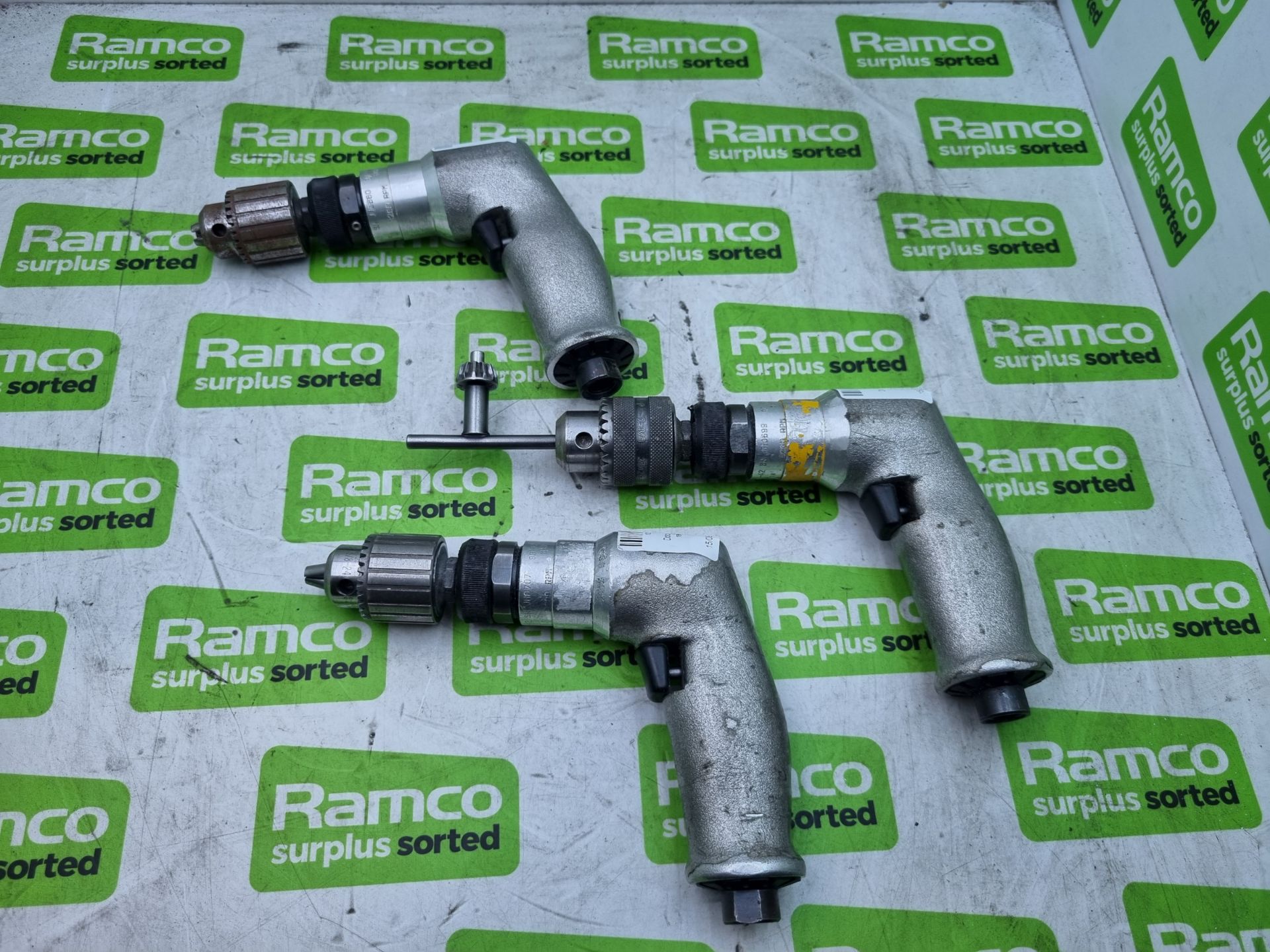 3x Dotco 15CFS93-42 non-reversible pistol grip pneumatic drills - Image 2 of 2