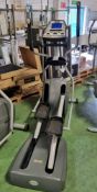 Matrix E1x Elliptical Trainer - 200x75x170cm - max. user weight:182kg