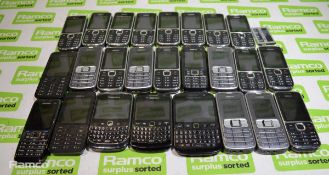 Various mobile phones - Nokia, Blackberry - NO CHARGERS