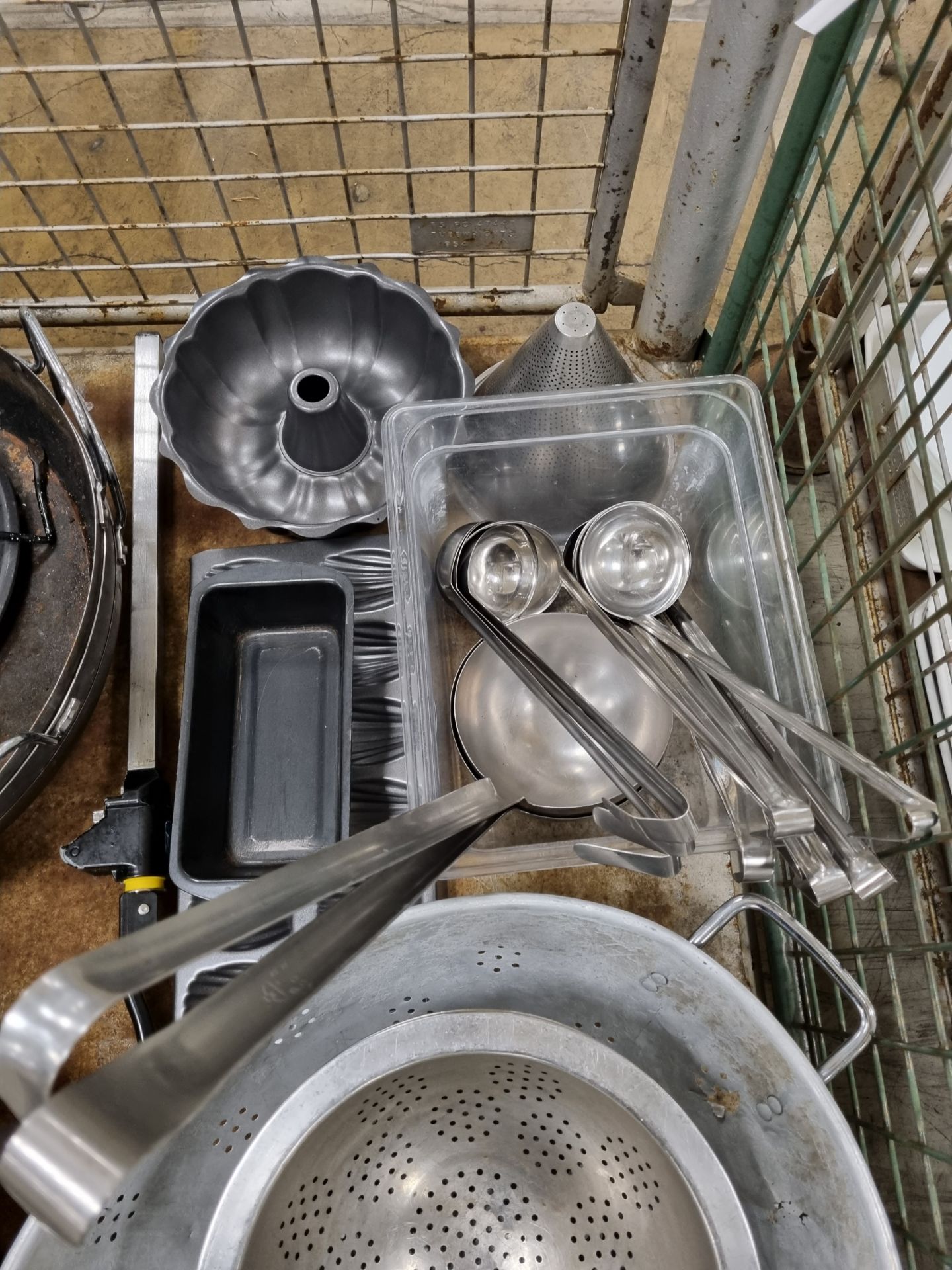 Catering equipment and supplies consisting of kitchen utensils, moulds,jugs,containers - Image 3 of 5