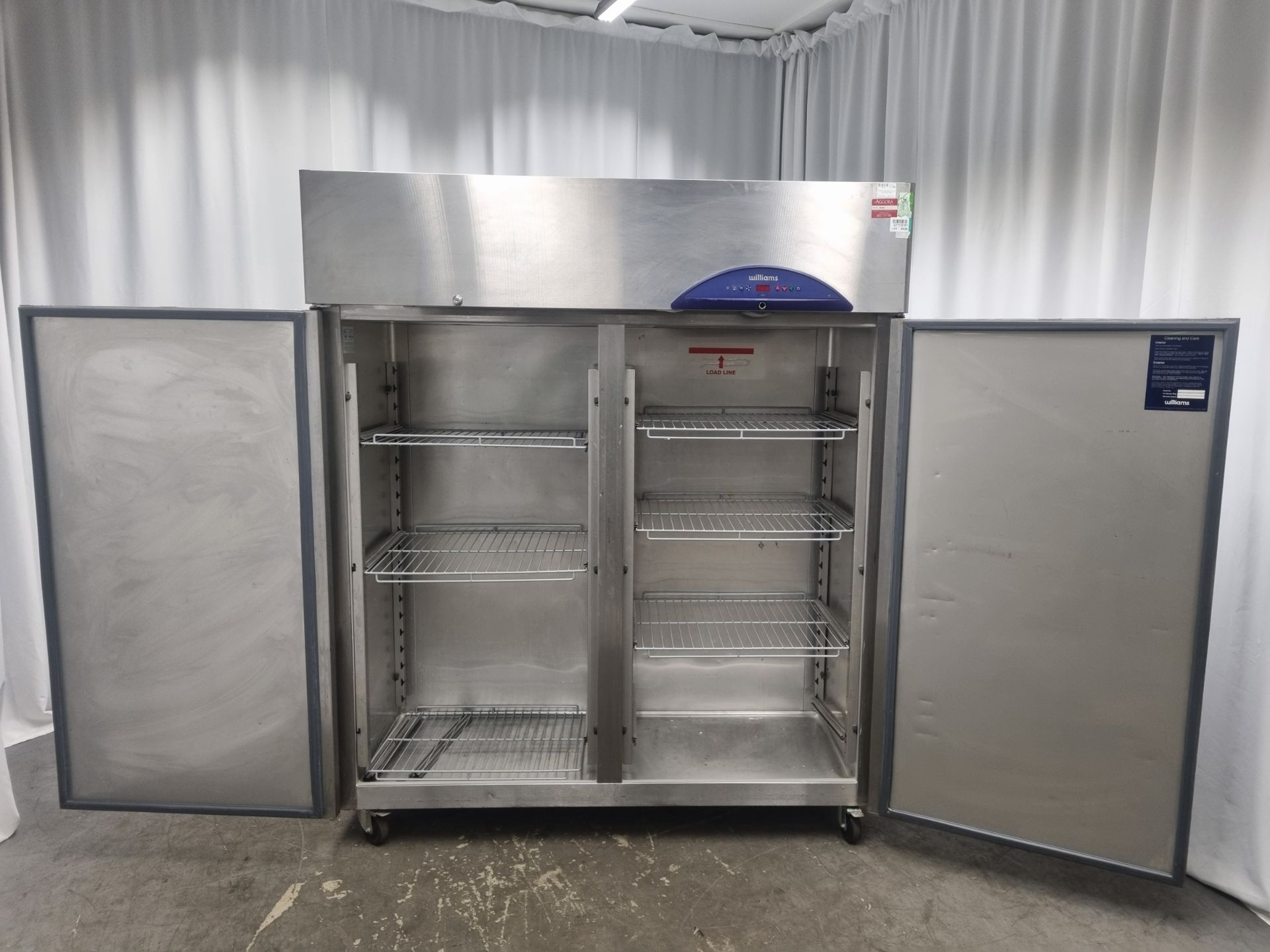 Williams Jade HS2-SA double door upright fridge - Image 2 of 7