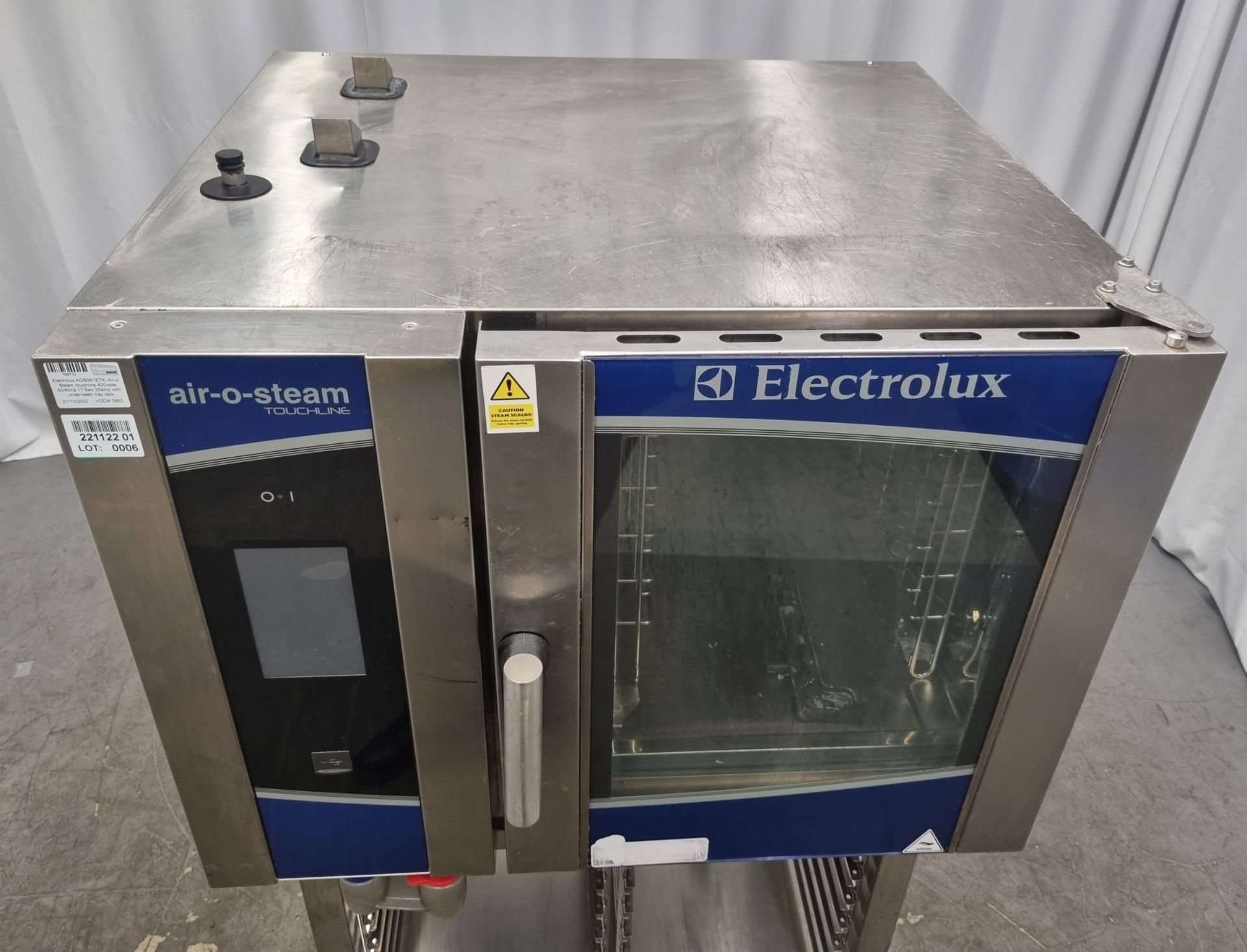 Electrolux AOS061ETKI Air-o-Steam touchline 400 volts 50/60hz 17.5kw 25 amp with underneath tray - Image 9 of 11