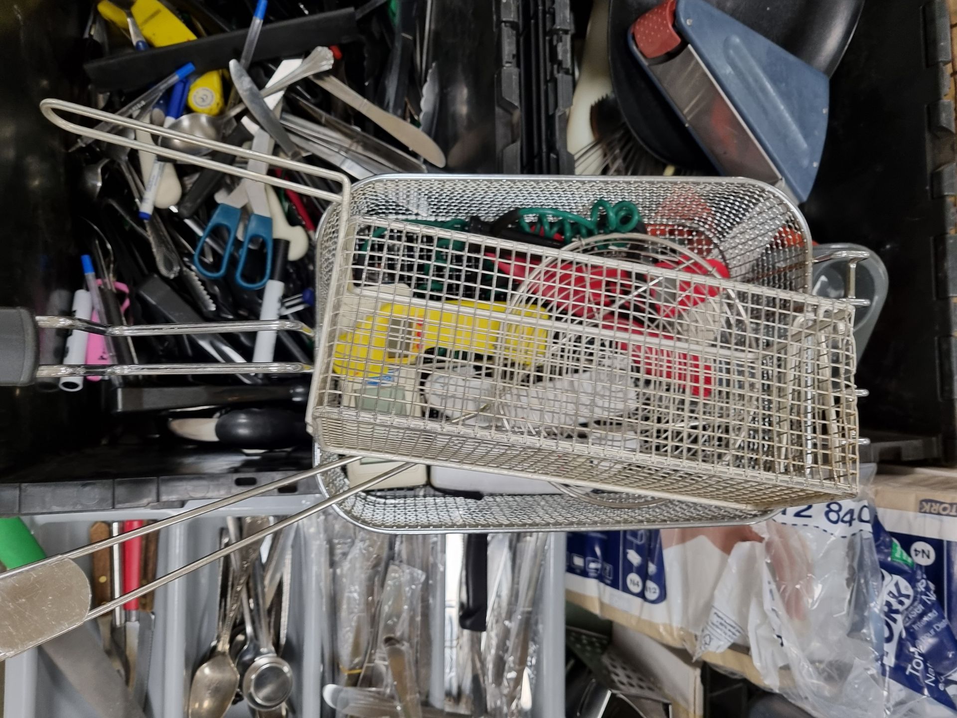 Catering equipment and supplies consisting of cutlery napkin dispenser,napkins,plastic knives - Image 3 of 15