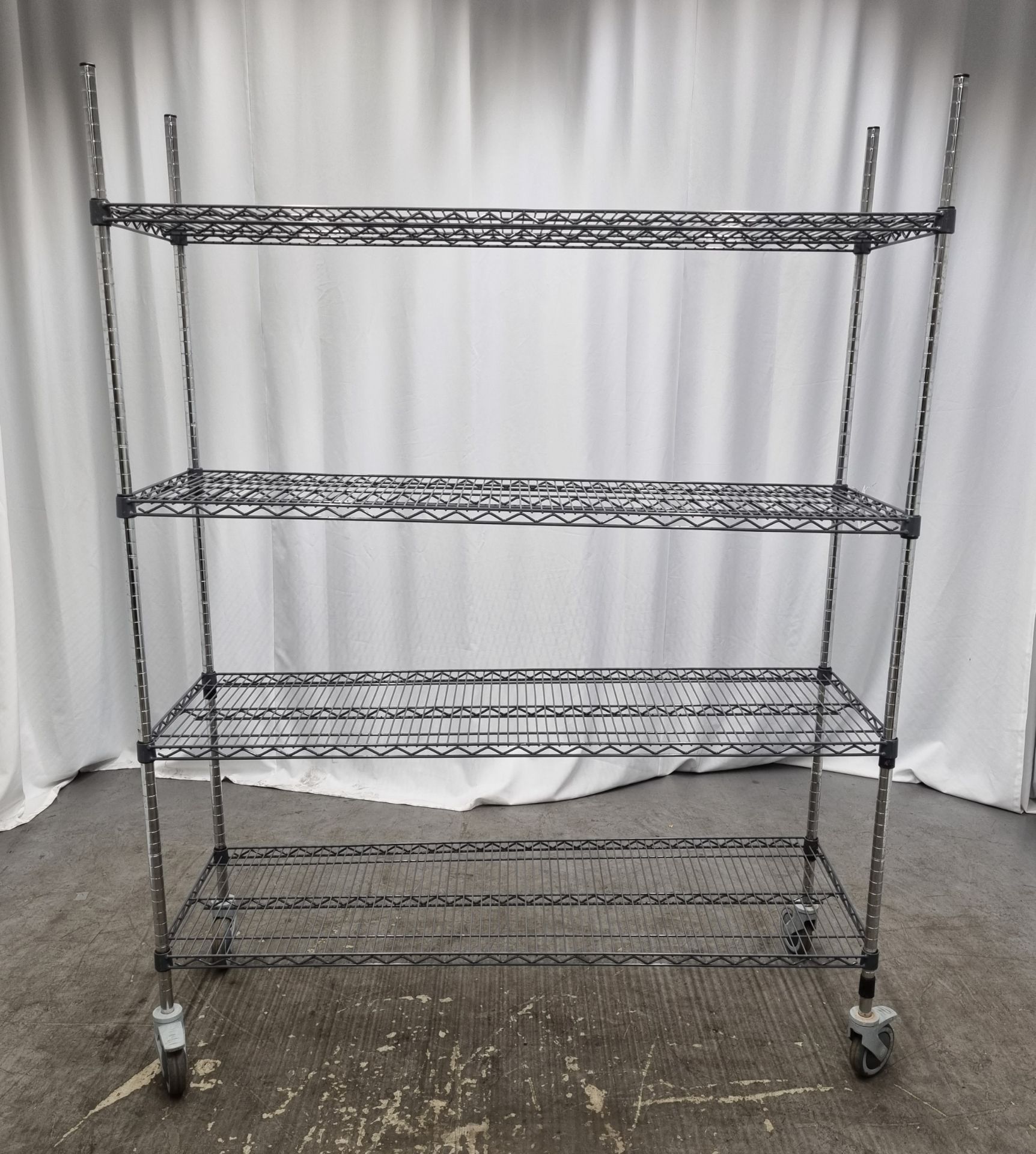 Brushed steel catering racking 4 x shelf on wheels - Image 4 of 5