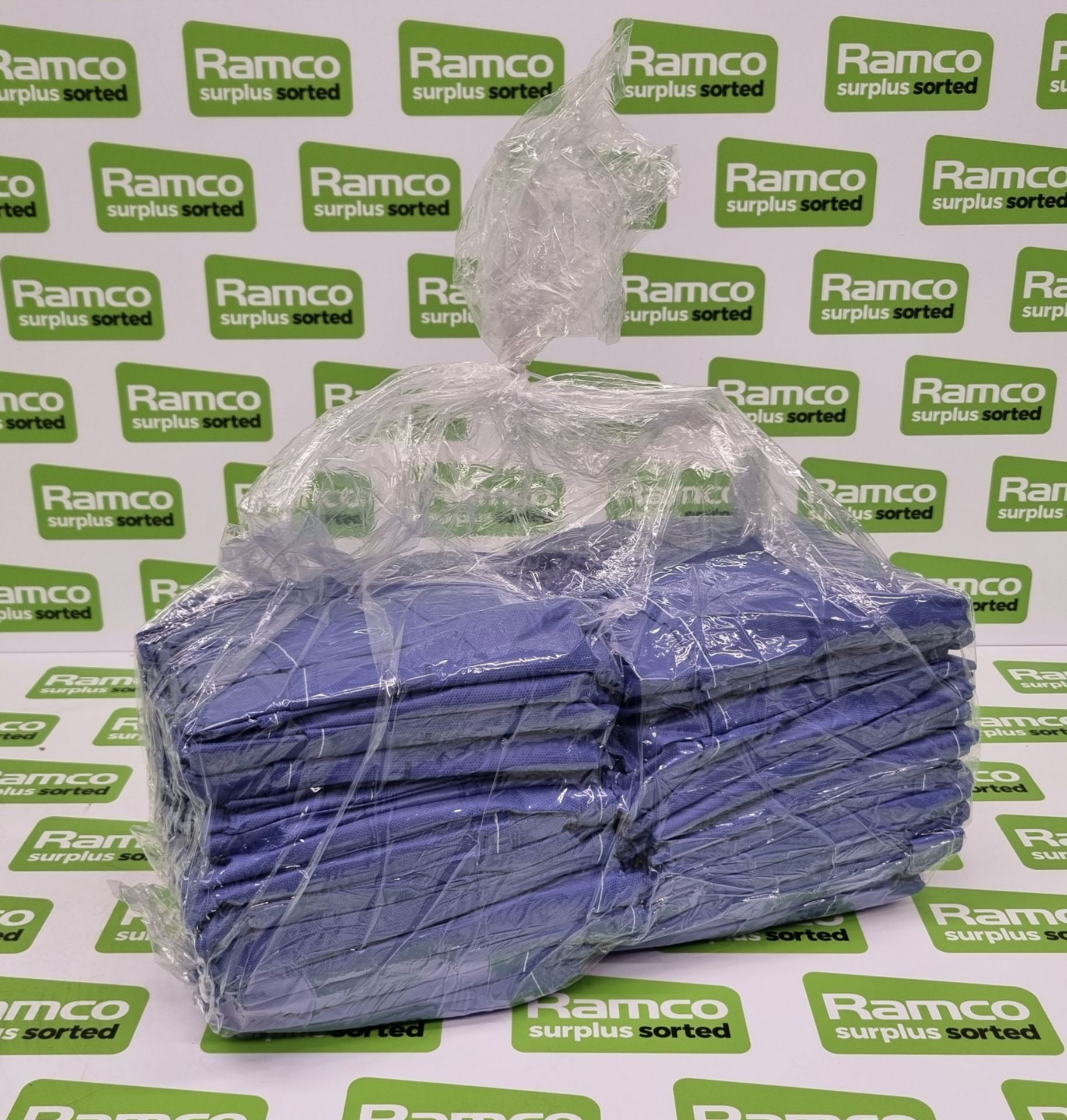 24x pallets of Guardian surgical gowns - size L - est. total qty 24000 - location LE67 1ND - PPE - Image 8 of 8