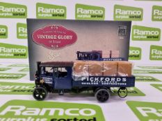 Corgi Vintage Glory of Steam 80205 No. 1734 of 5730 - Foden Dropside Wagon with Crates - Pickfords -