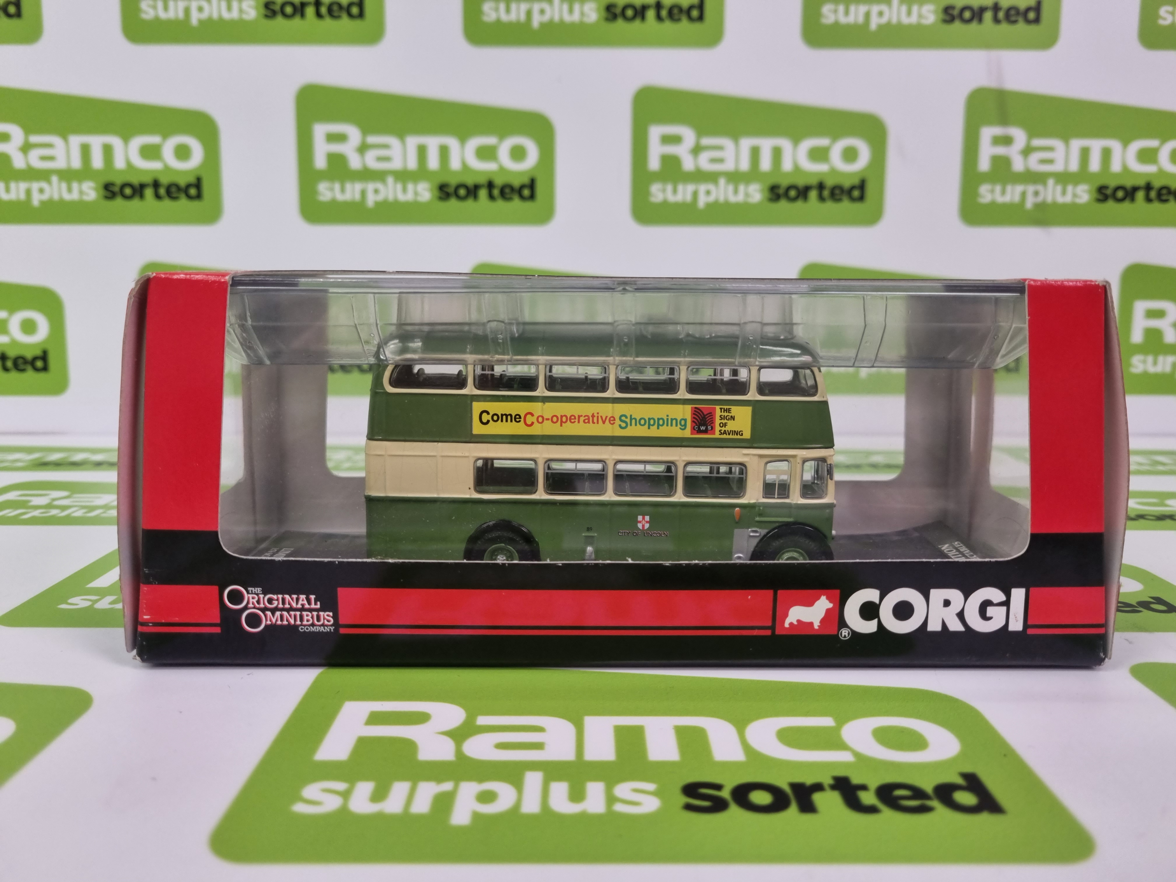 Corgi OM41403 Leyland PD2/ROE - Lincoln Corporation Bus - 1:76 scale model - Image 3 of 6