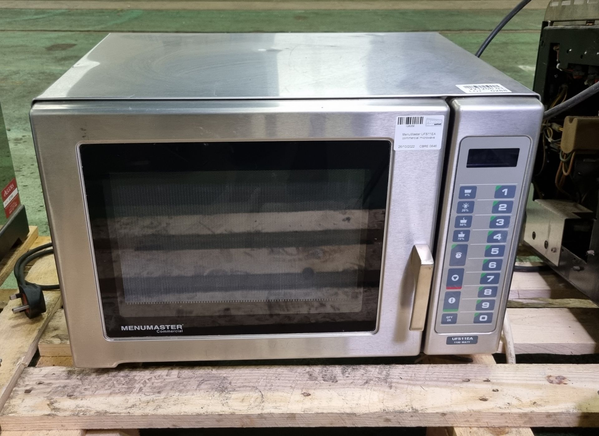 MenuMaster UFS11EA commercial microwave