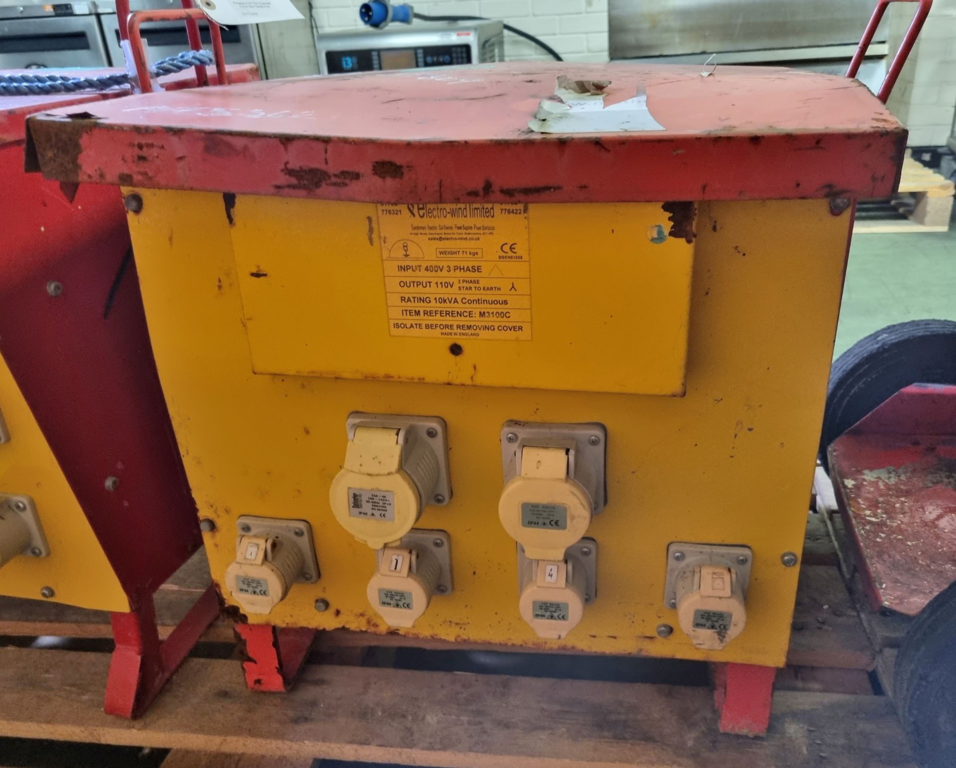 Portable 415/110V, 6 socket 10kVA Site Transformer - Image 2 of 3