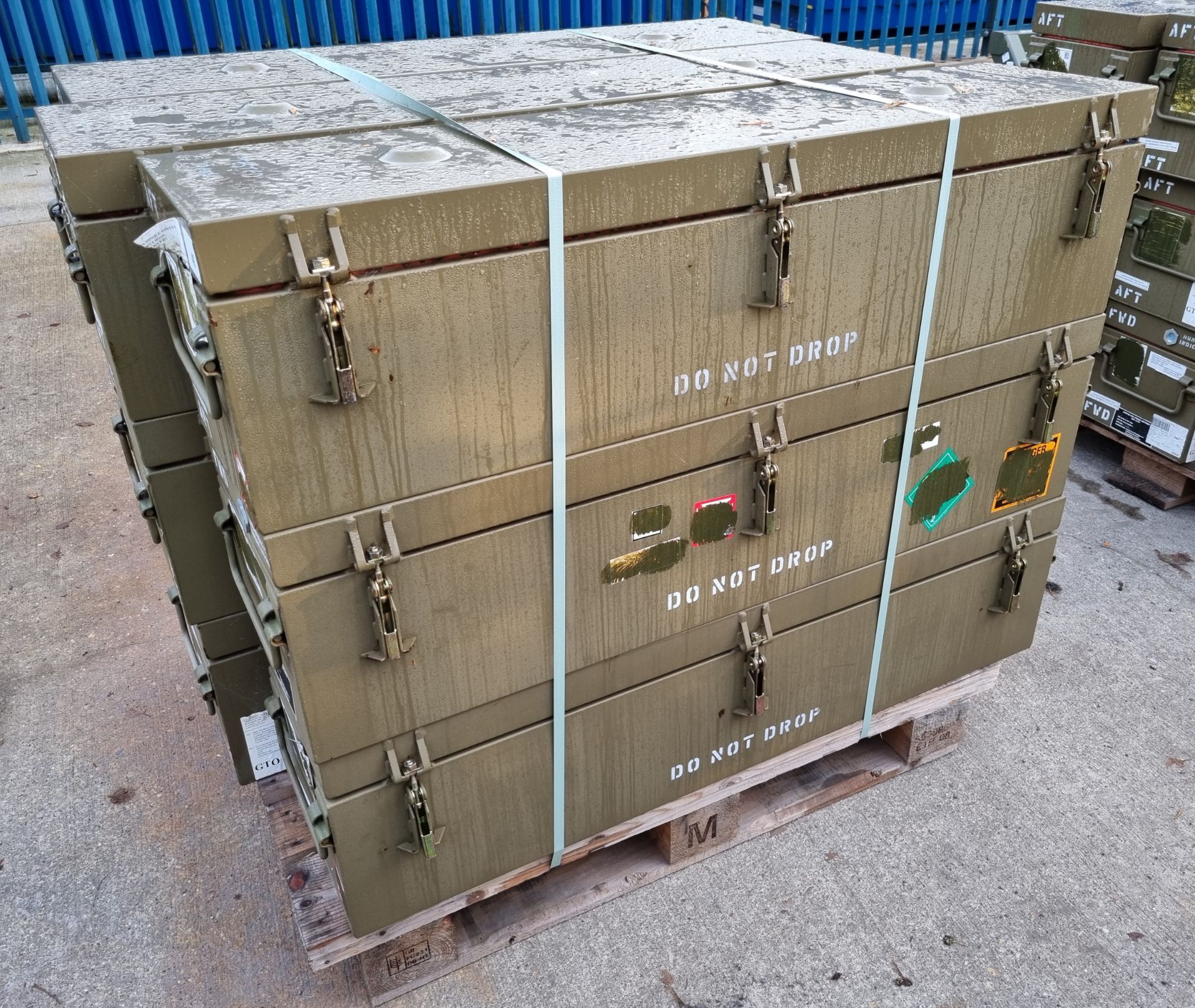 9x Green Metal storage containers - 125x30x30cm - Image 2 of 2