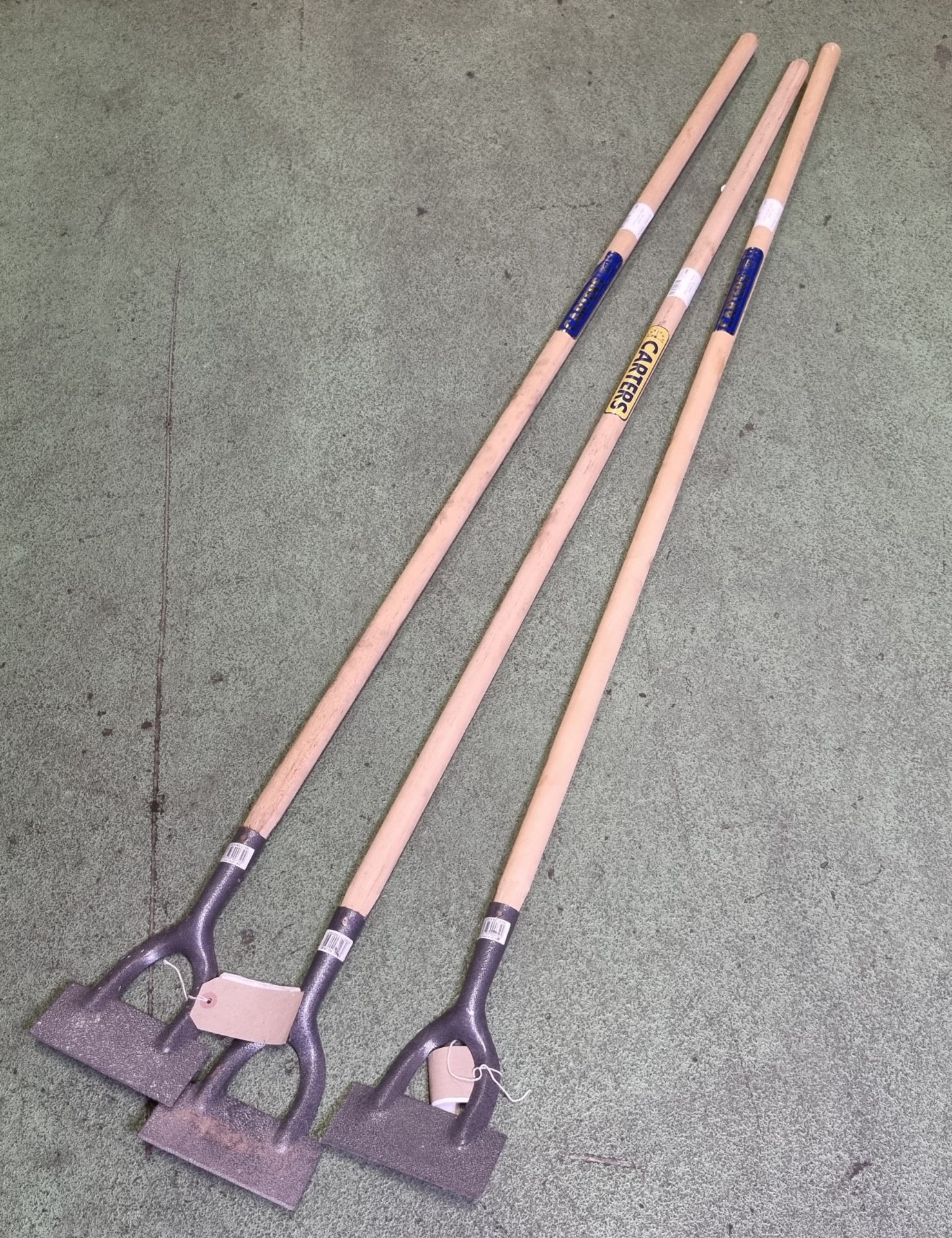 3x Carter's wooden handle garden hoe