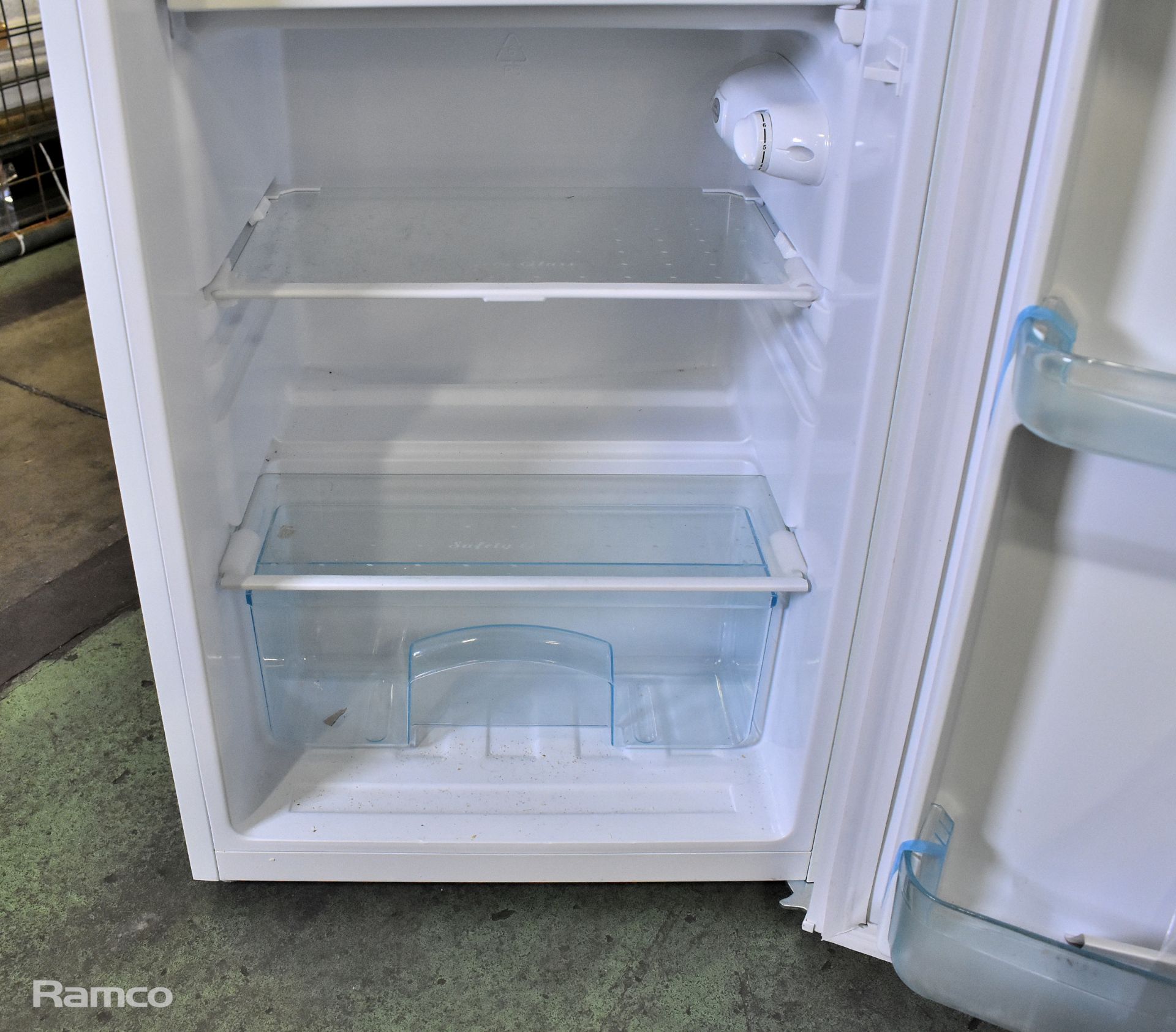 Iceking RK113AP2 under counter fridge, Vax C90-AS-B-AS Astrata bagless cylinder vacuum - Image 5 of 13