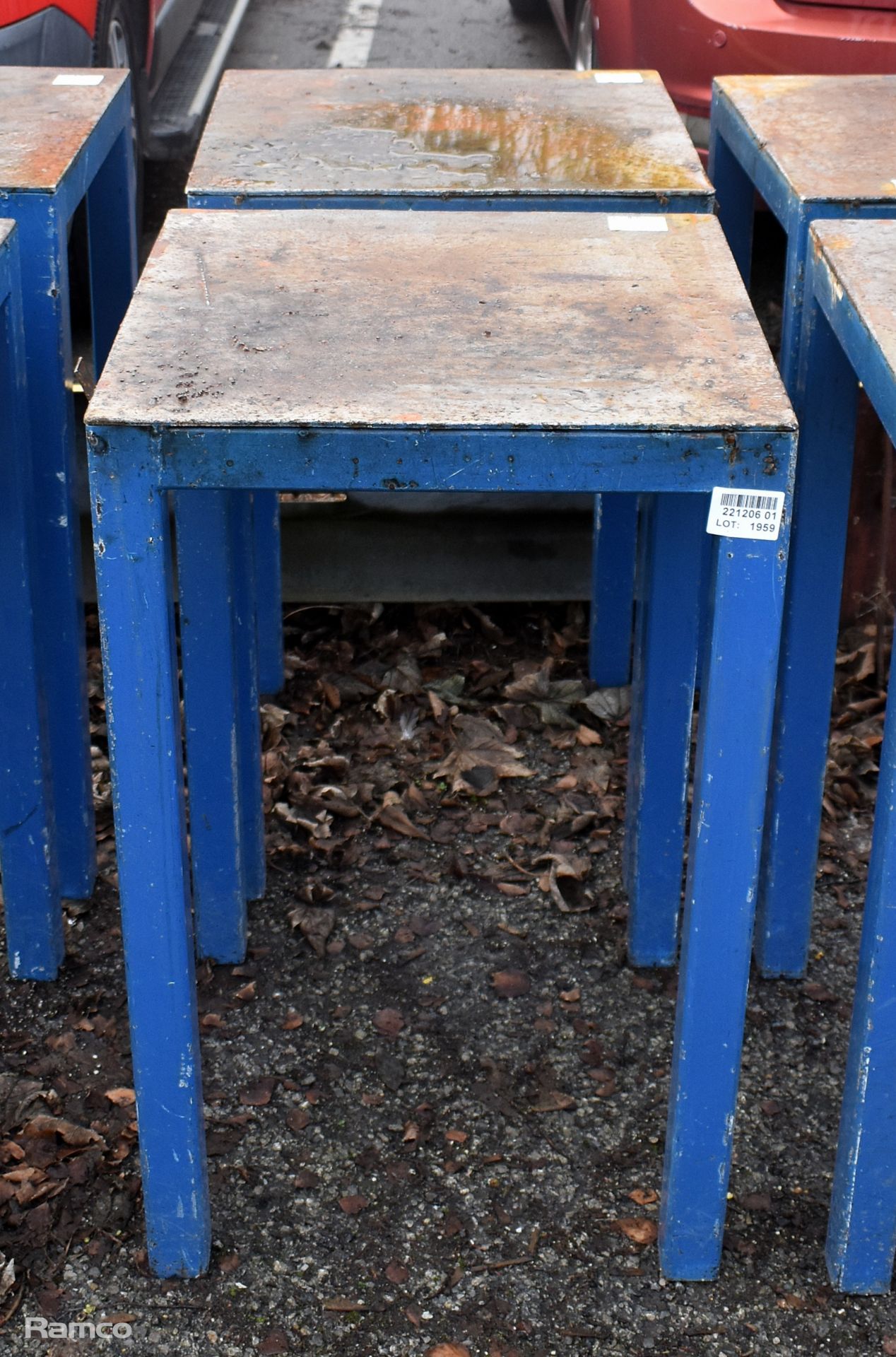 2x Small metal workshop/welding tables - dimensions: 50 x 50 x 80cm