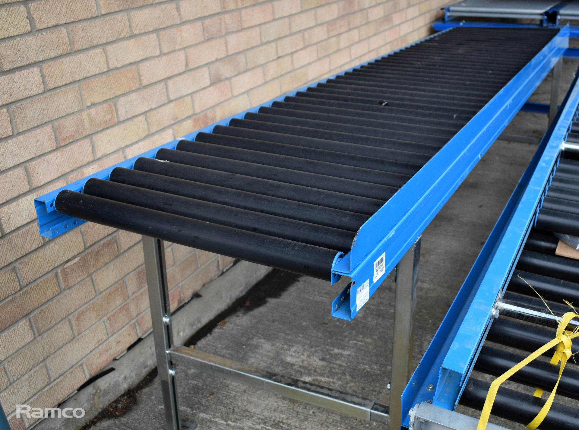 Metal roller conveyor belt section, 3m length - Image 2 of 4