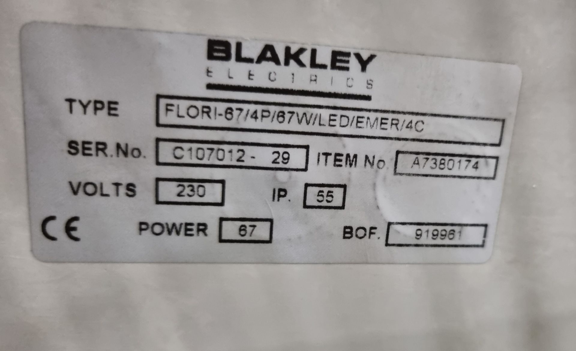 8x Lighting assemblies - 6x Blakley Electrics FLORI-67/4P/67w/LED Lighting 230V - Image 4 of 4