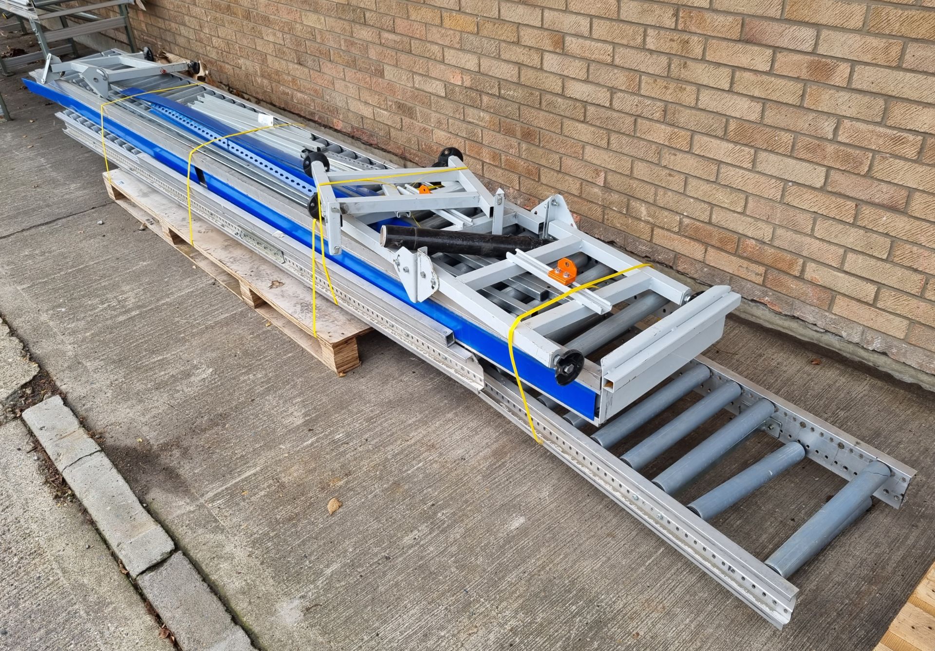 Metal conveyor roller sections, 2 lengths - 490 x 51 x 30cm - Image 2 of 4