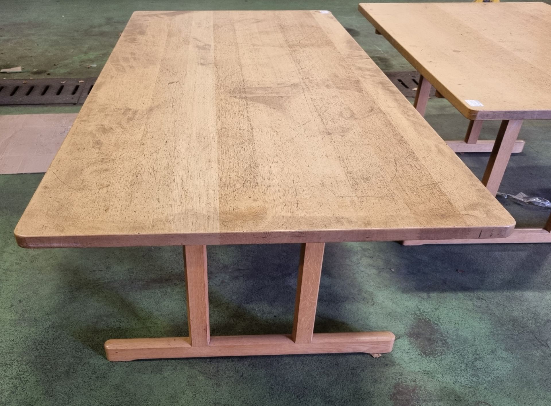 Fredericia Stolefabrik, Design Mogensen, Model no 583, Wooden table - L195 x W97 x H70cm - Image 2 of 3