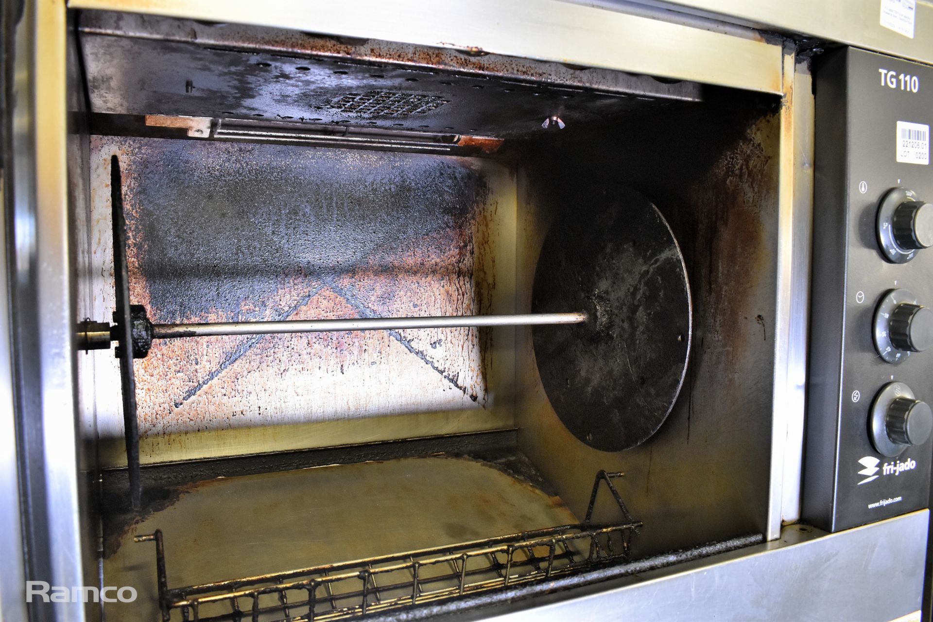 2x Fri-Jado TG110-M electric rotisserie ovens - 84 x 55 x 75cm, Stainless steel trolley - Image 3 of 6
