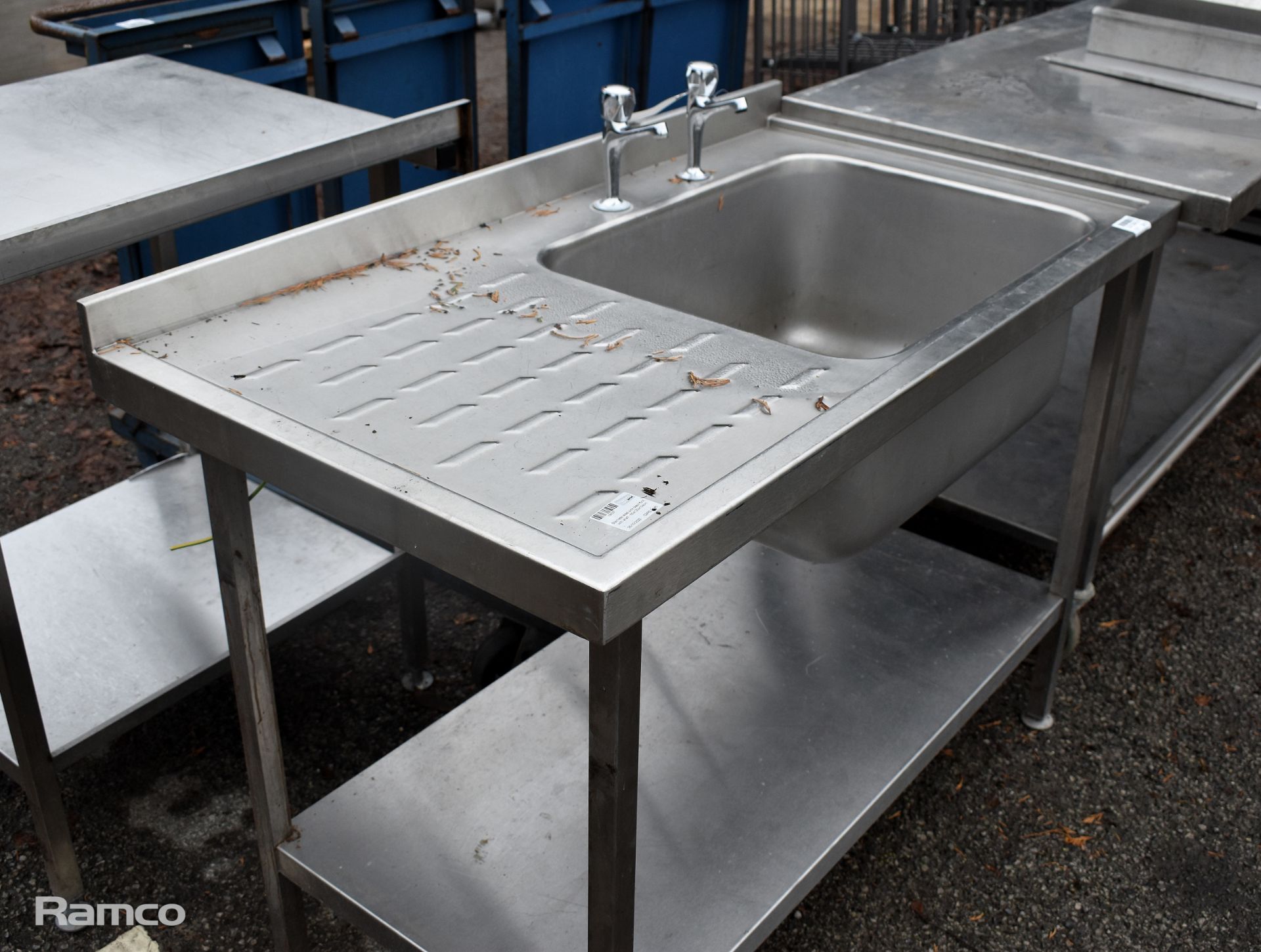 Stainless steel sink basin unit with shelf - 65 x 120 x 104cm - Image 2 of 4