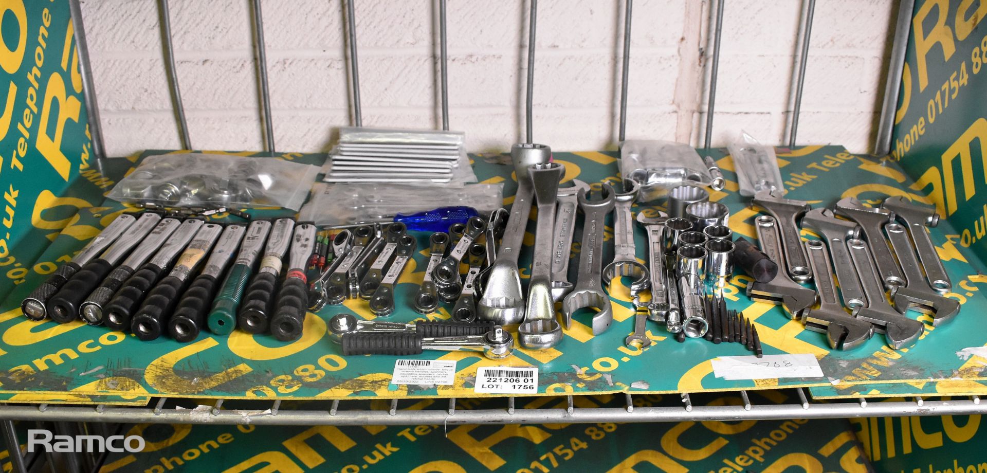 Hand tools - torque wrench handles, spanners, adjustable spanners, ratchet spanners, sockets