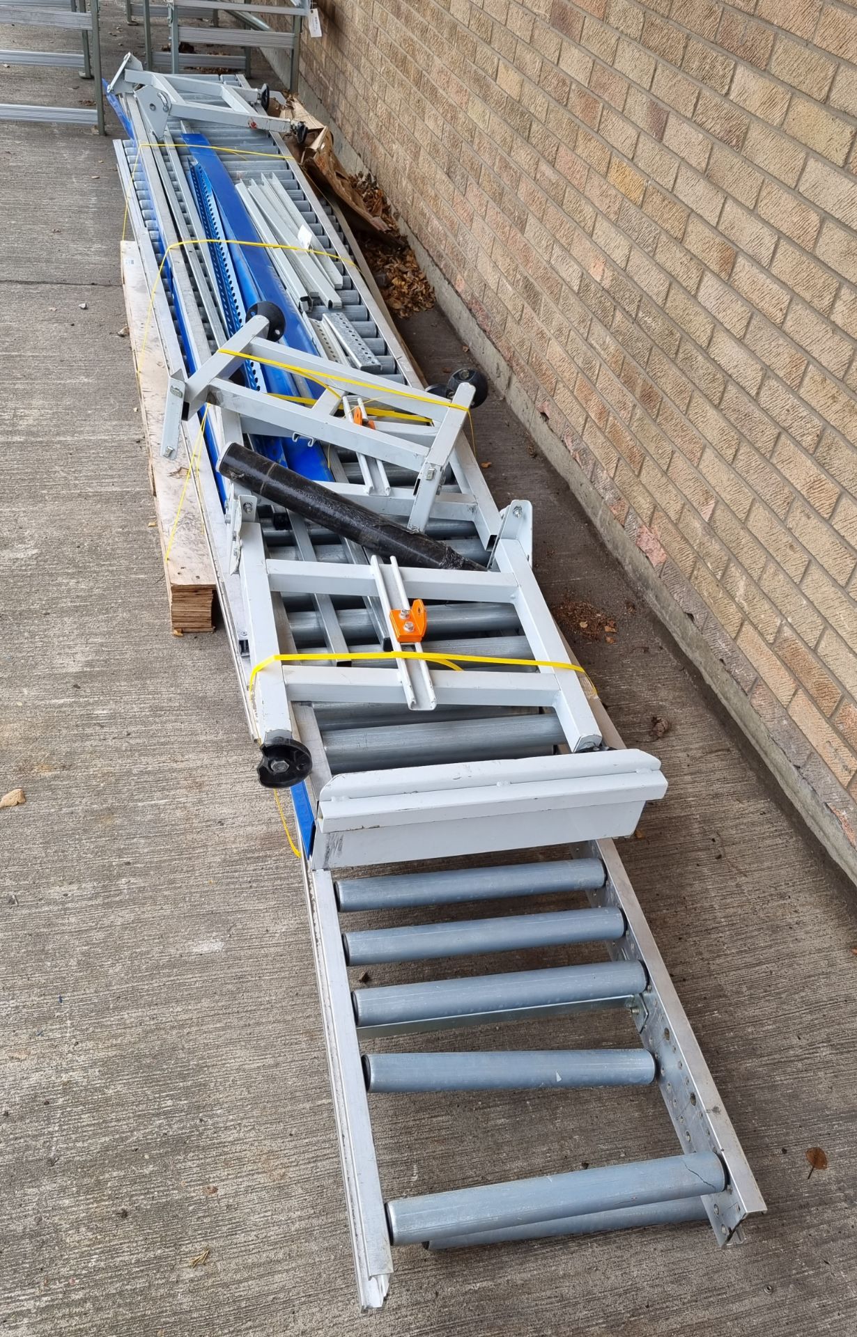 Metal conveyor roller sections, 2 lengths - 490 x 51 x 30cm - Image 3 of 4