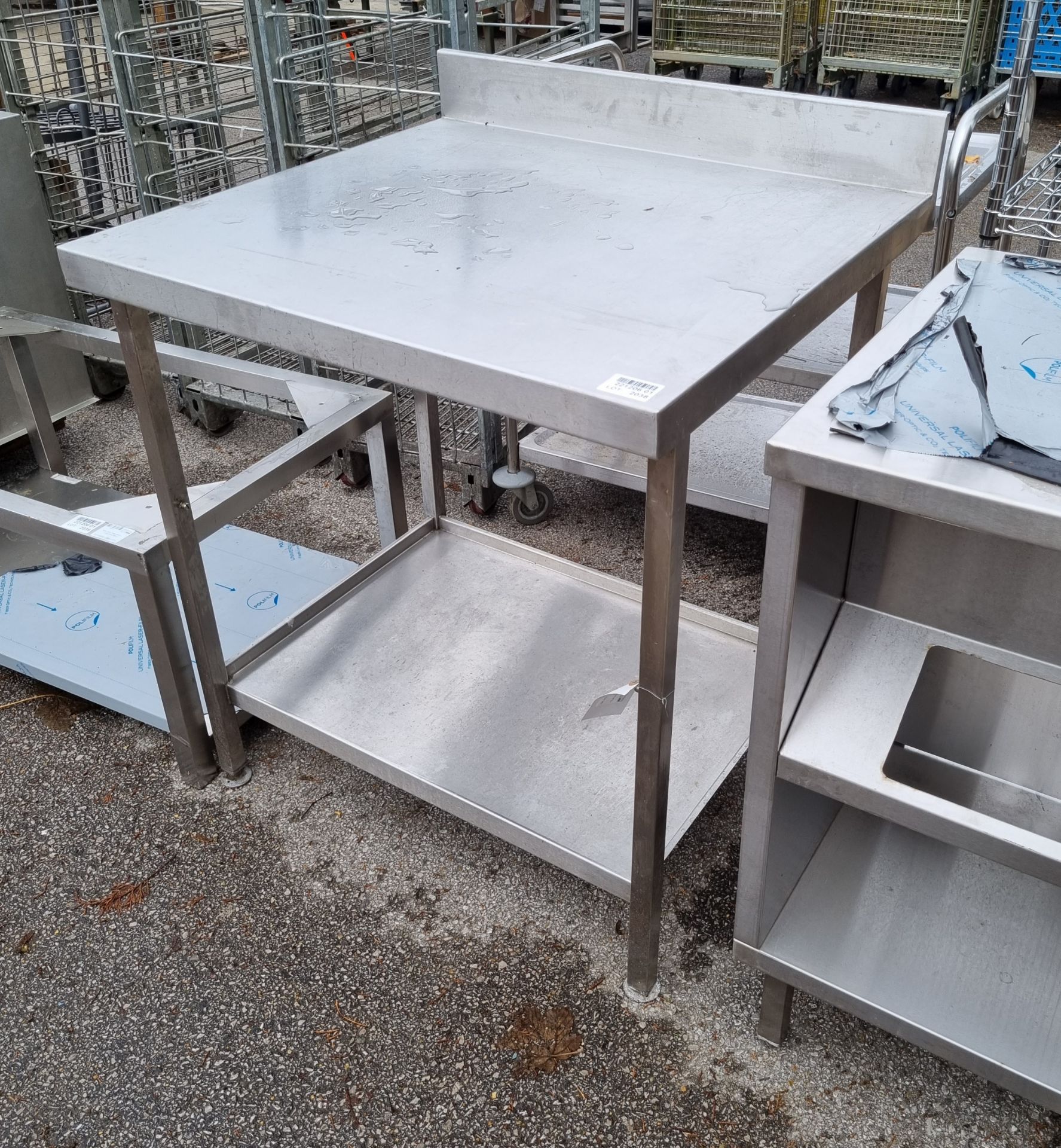 Stainless steel table with 2 x shelf - Image 2 of 3