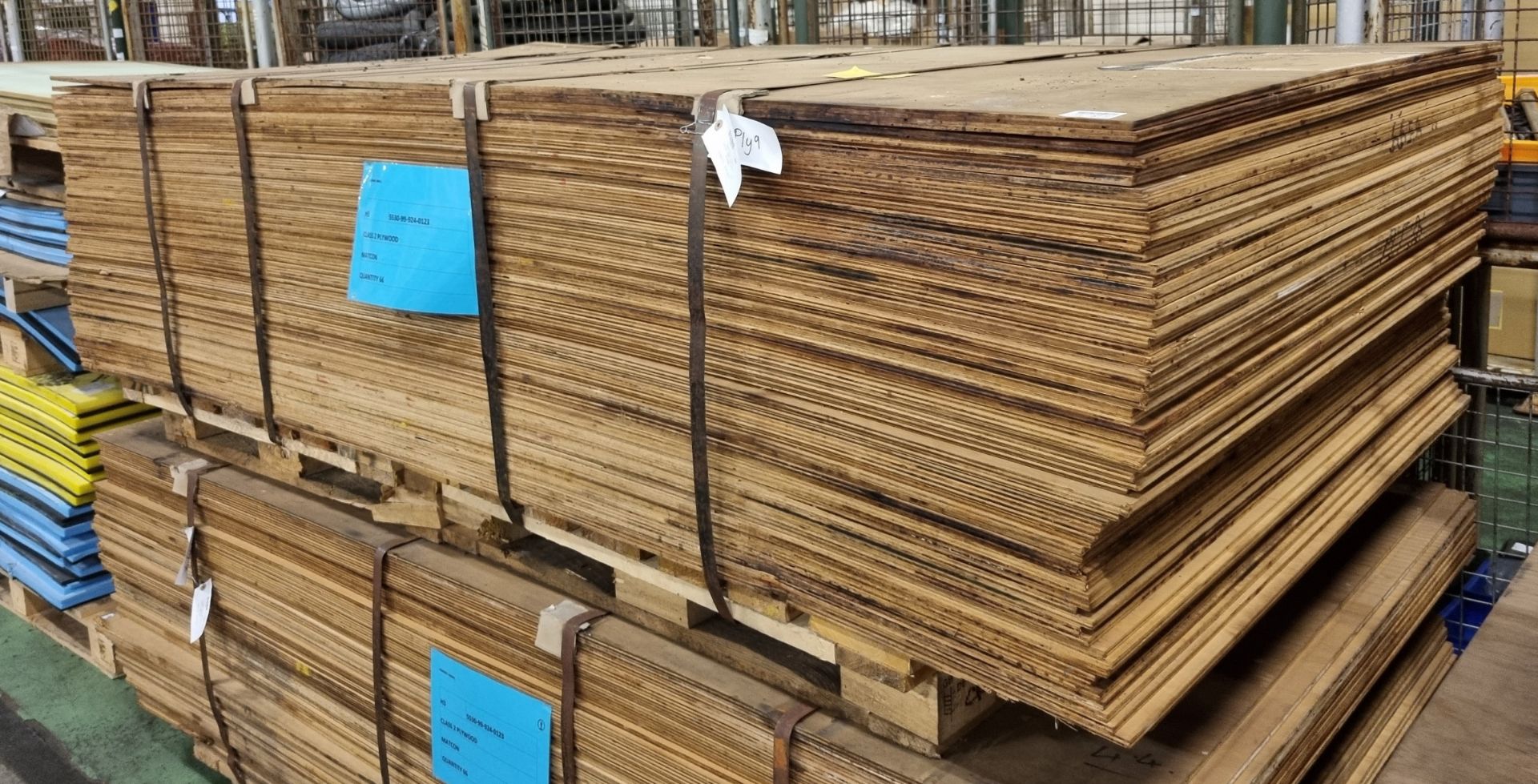 Pallet of 9mm Class 2 plywood - 8 x 4ft (244 x 122cm) - 66 sheets - Image 2 of 5