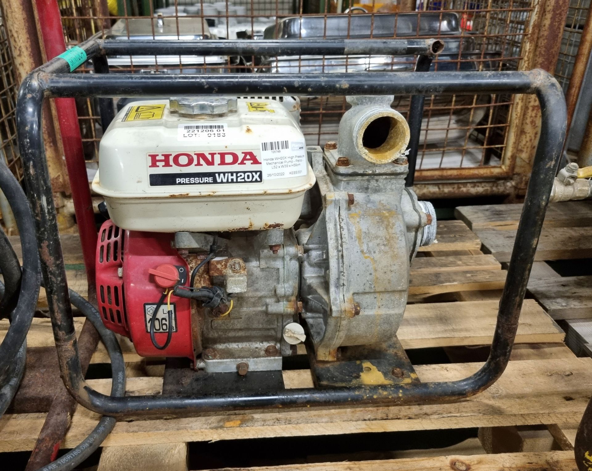 Honda WH20X High Pressure Mechanical Pump - Petrol - L52 x W39 x H39cm - Image 2 of 11