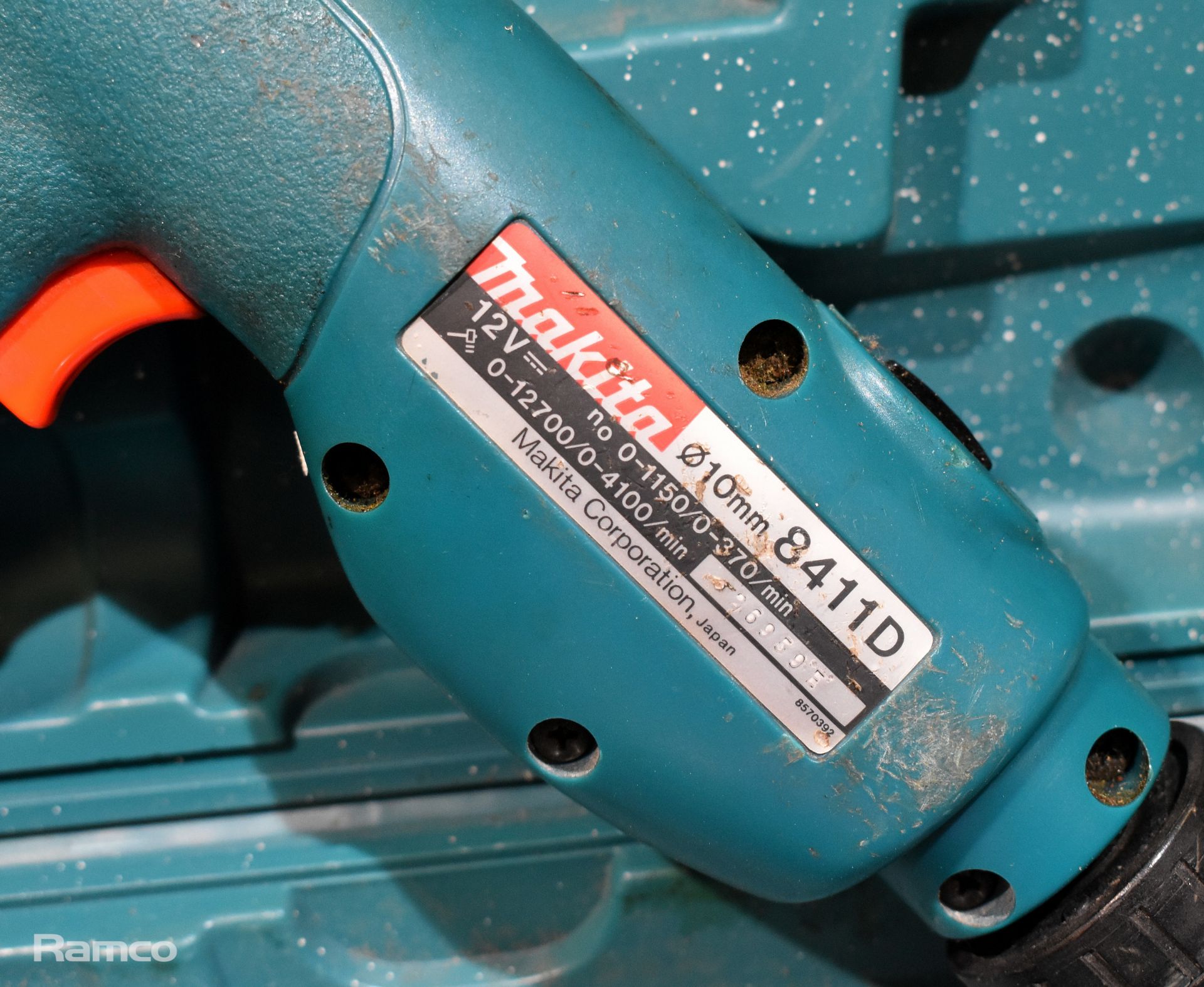 Makita cordless drill with spare 12v battery and battery charger in hard case - Image 4 of 5