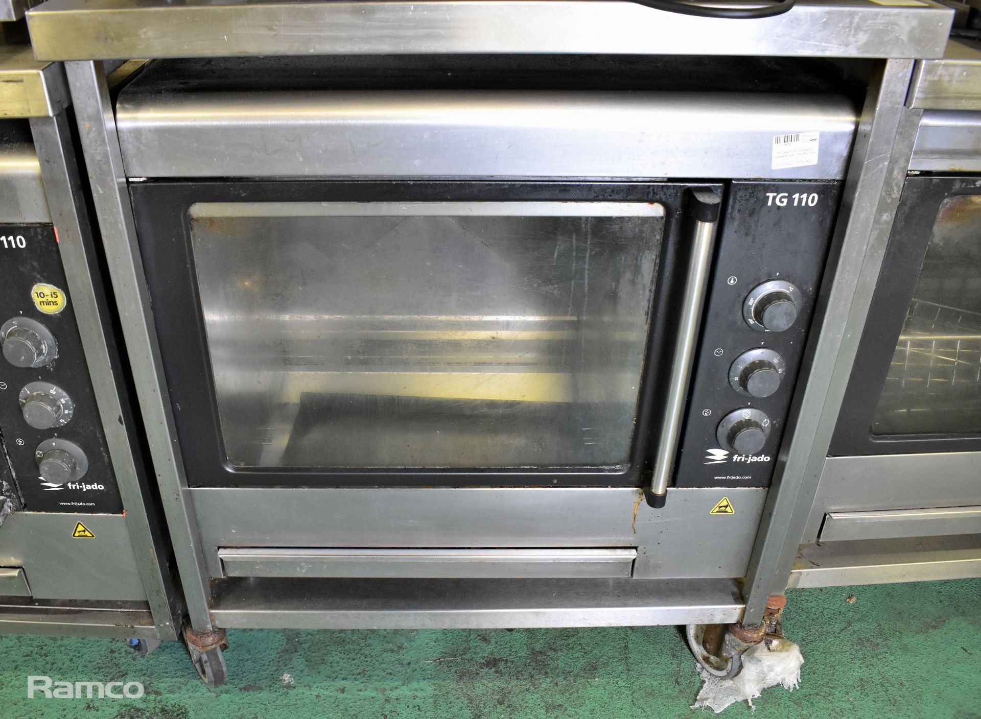 2x Fri-Jado TG110-M electric rotisserie ovens - 84 x 55 x 75cm, Stainless steel trolley - Image 4 of 6