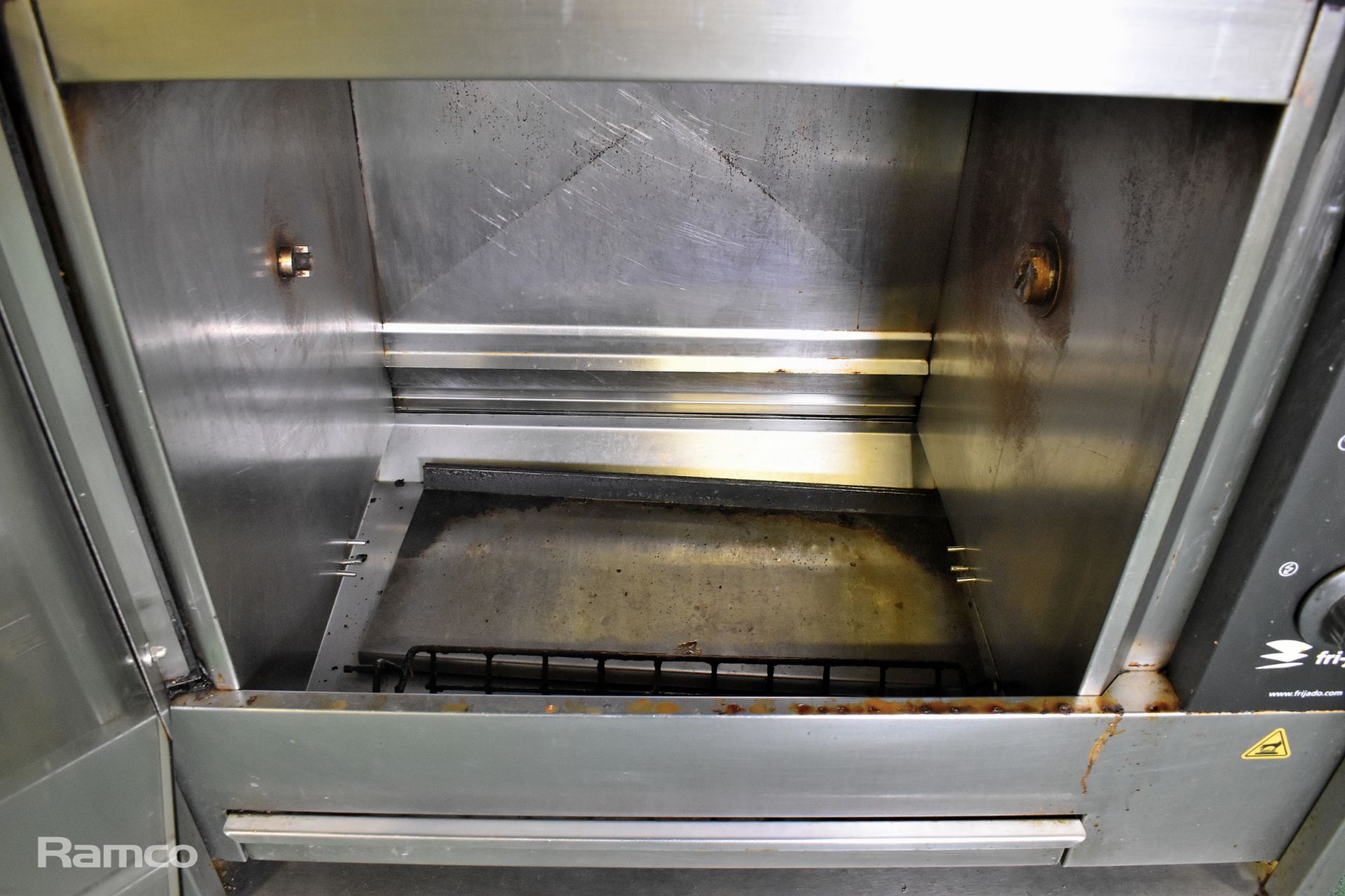 2x Fri-Jado TG110-M electric rotisserie ovens - 84 x 55 x 75cm, Stainless steel trolley - Image 5 of 6
