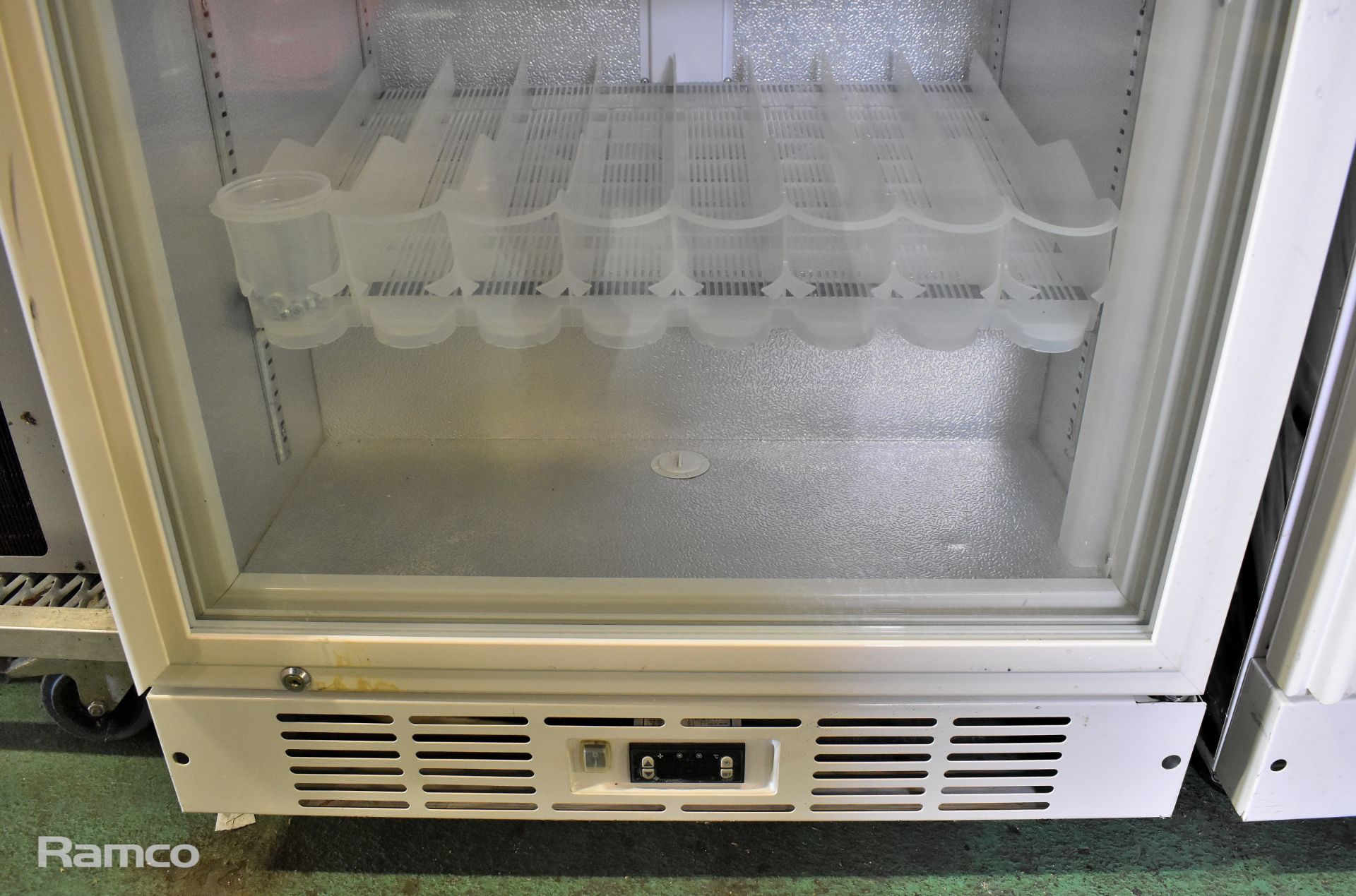 Husky C6HY single door drinks display fridge - Image 6 of 6
